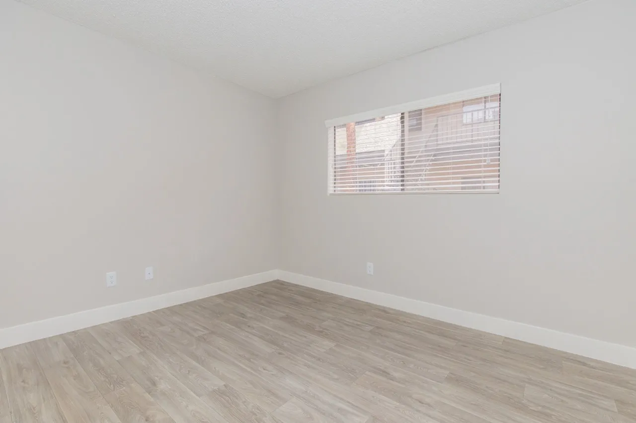 Second bedroom with natural light